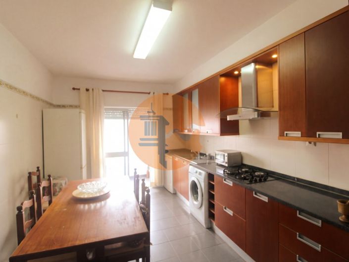 Image No.3-3 Bed Apartment for sale