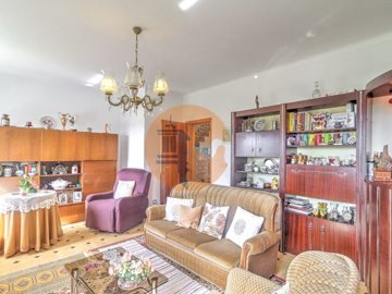 id0ba7b501-0000-0500-0000-0000189be72d