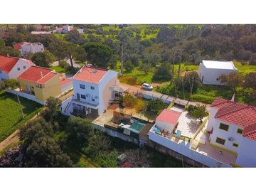 id0ba7b501-0000-0500-0000-0000189ba6a0