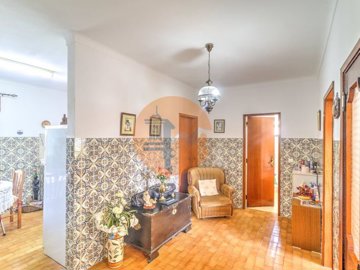 id0ba7b501-0000-0500-0000-0000189be729