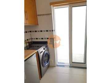 idc8c1c301-0000-0500-0000-000018ac21bb