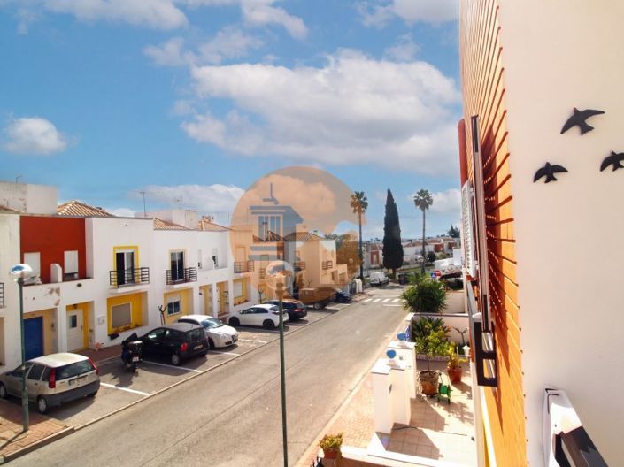 Image No.19-4 Bed House for sale