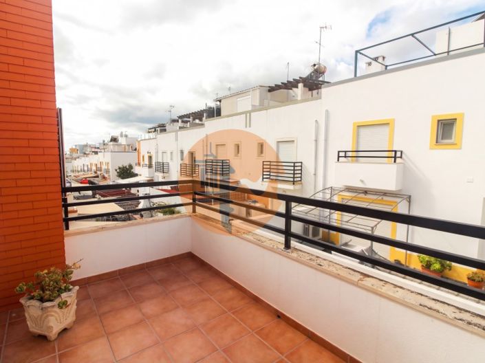 Image No.25-4 Bed House for sale