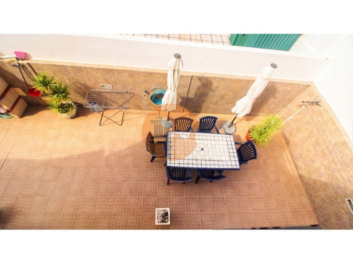 Image No.26-4 Bed House for sale