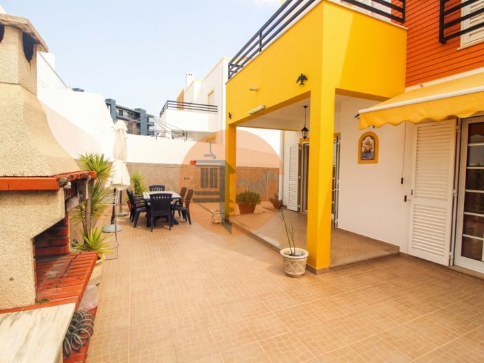 Image No.39-4 Bed House for sale