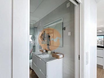 idd3c7c301-0000-0500-0000-000018aca7cc