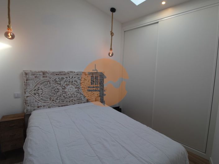 Image No.17-1 Bed House for sale