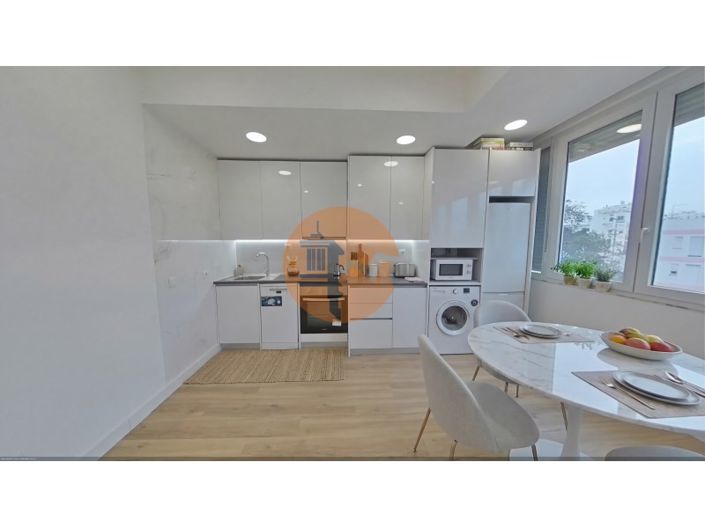 Image No.9-1 Bed Apartment for sale