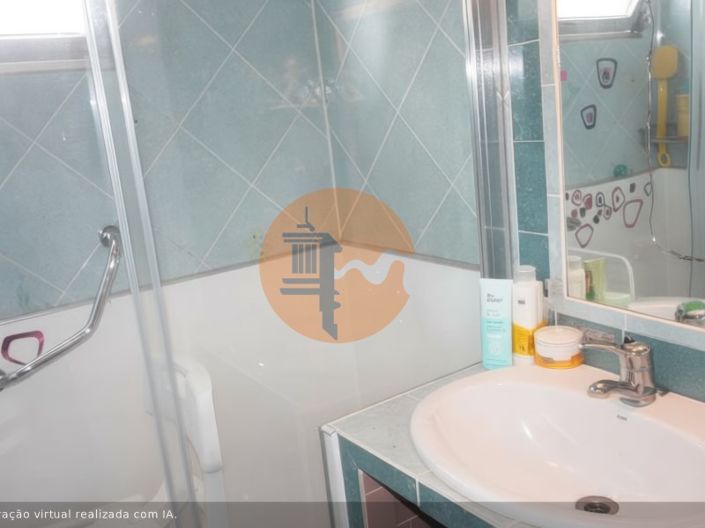 Image No.17-2 Bed Apartment for sale