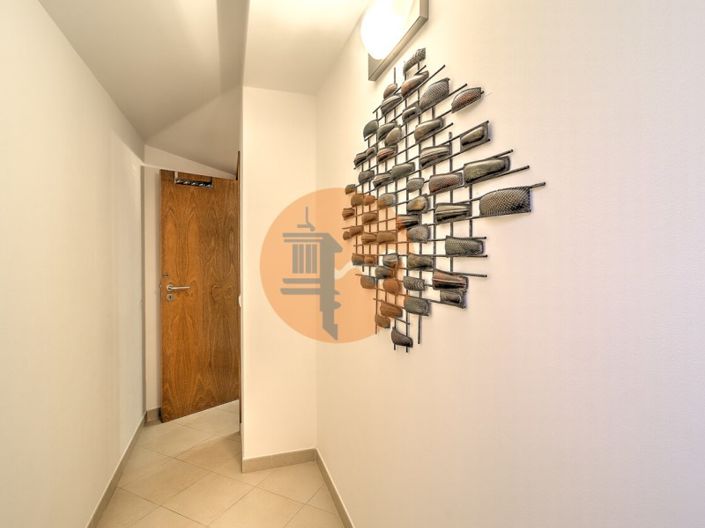 Image No.25-3 Bed Apartment for sale