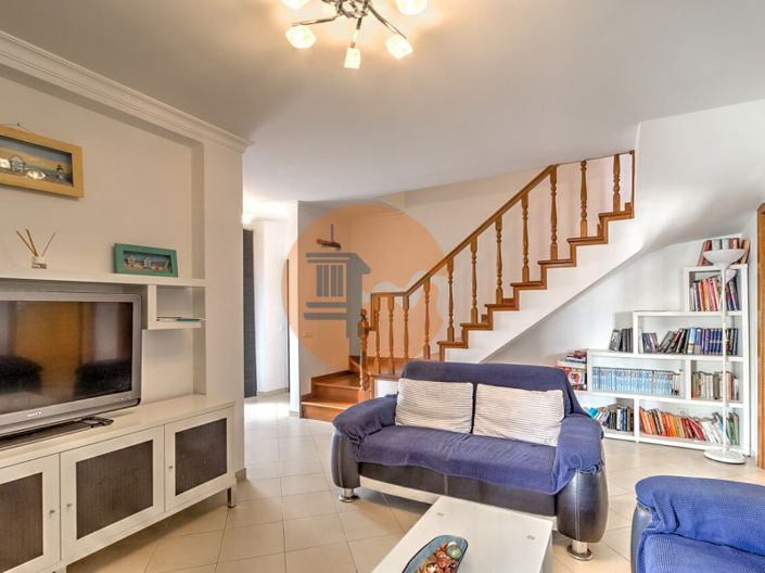 Image No.8-3 Bed Apartment for sale