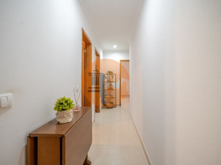 Image No.10-3 Bed Apartment for sale