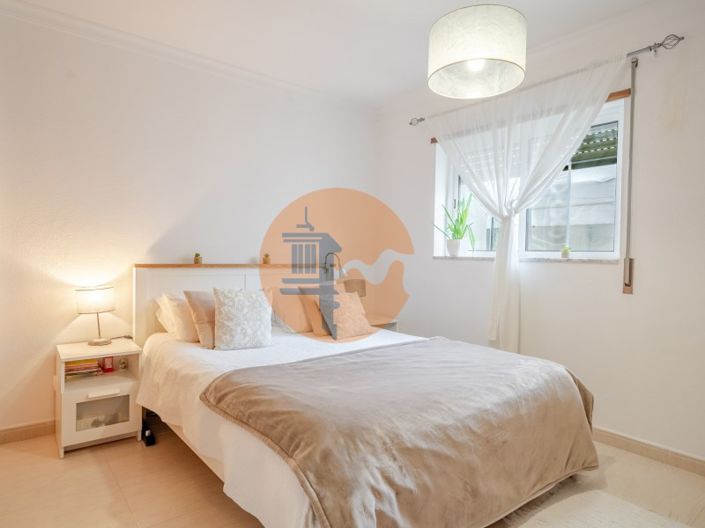 Image No.13-3 Bed Apartment for sale