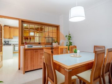 id7d9cc301-0000-0500-0000-000018e22056