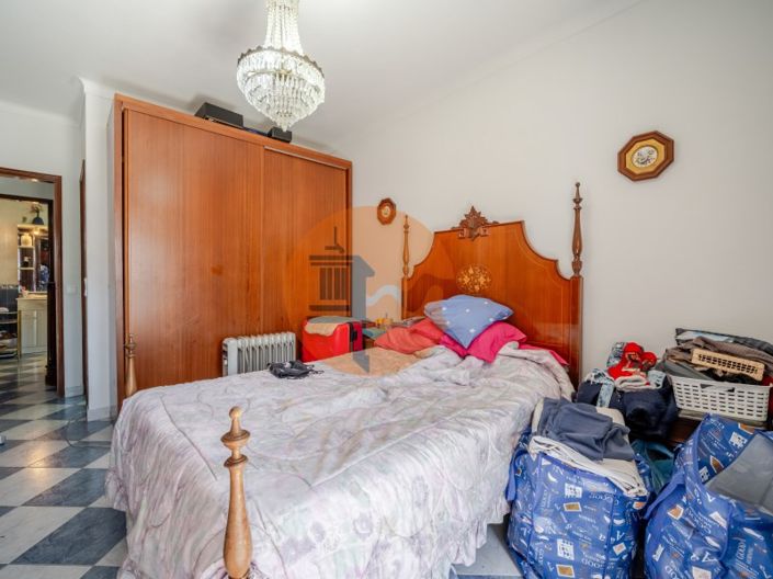 Image No.25-3 Bed Apartment for sale