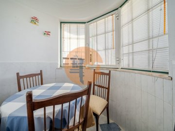 idff68c501-0000-0500-0000-000018fb44a3