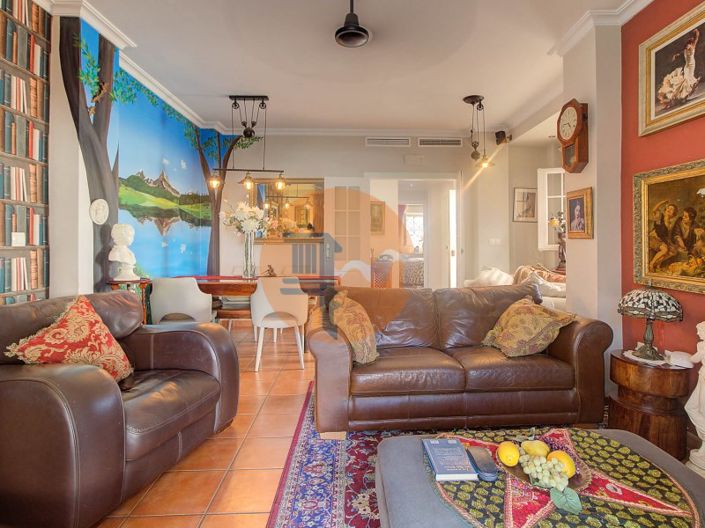 Image No.13-5 Bed House for sale