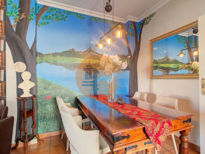 Image No.3-5 Bed House for sale