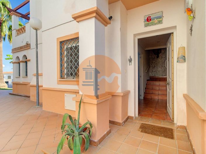 Image No.4-5 Bed House for sale