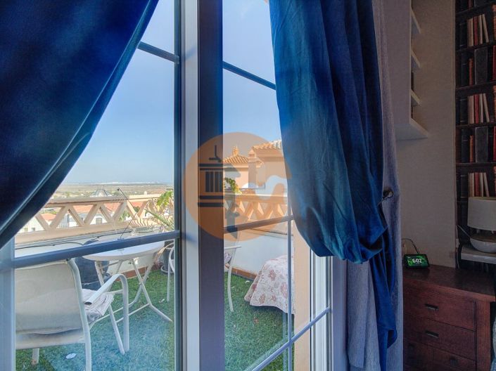 Image No.46-5 Bed House for sale