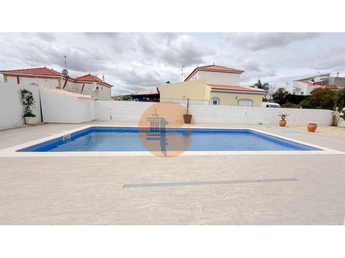 Image No.3-3 Bed House for sale