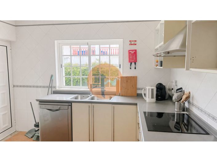 Image No.4-3 Bed House for sale