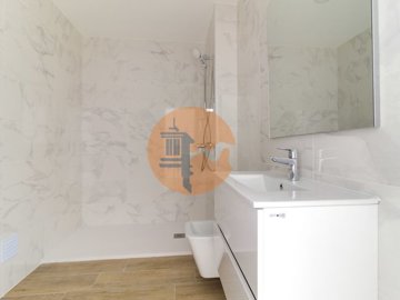 idacd0c601-0000-0500-0000-000018faa127