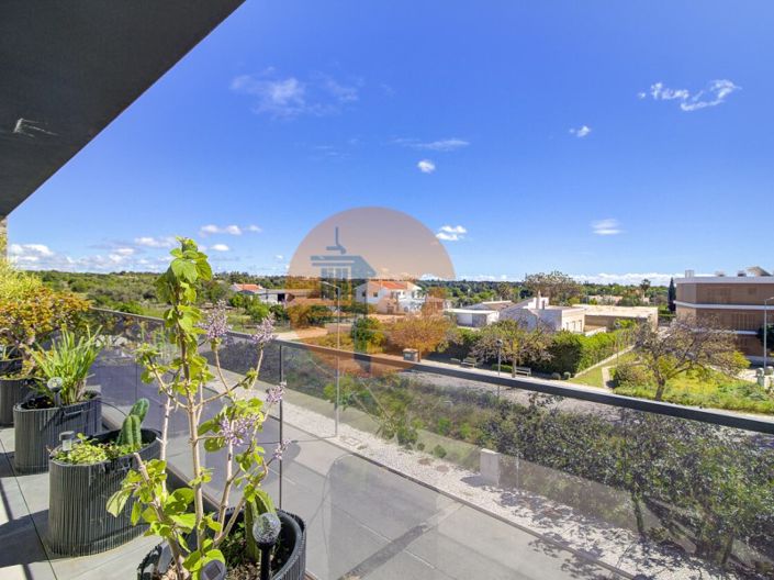 Image No.38-2 Bed Apartment for sale