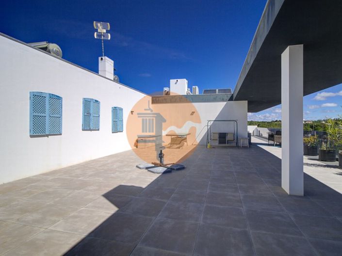 Image No.39-2 Bed Apartment for sale