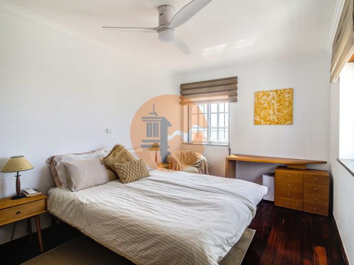 Image No.23-2 Bed Apartment for sale