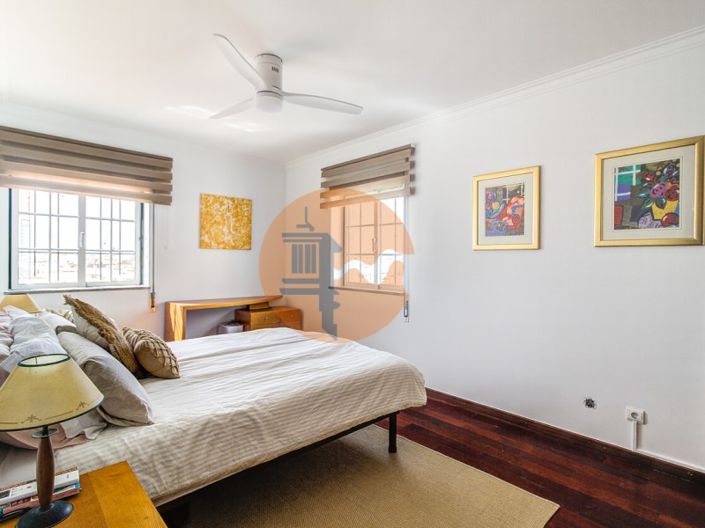 Image No.19-2 Bed Apartment for sale