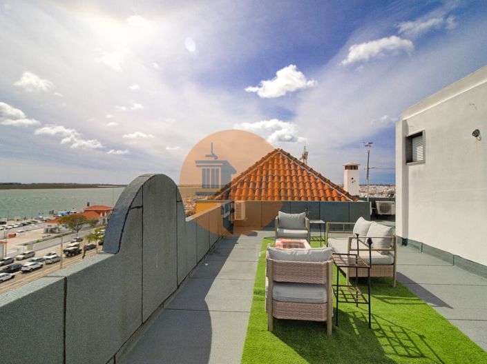 Image No.40-2 Bed Apartment for sale