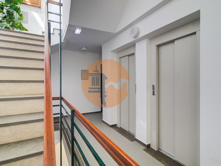 Image No.38-2 Bed Apartment for sale