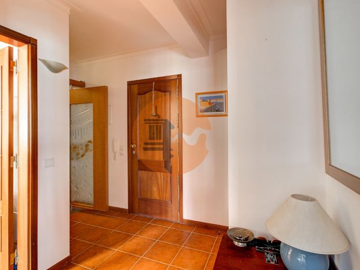 Image No.37-2 Bed Apartment for sale