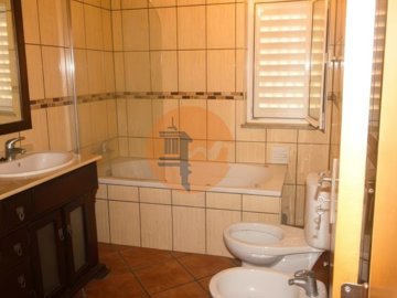 idbcfeba01-0000-0500-0000-00001917b978