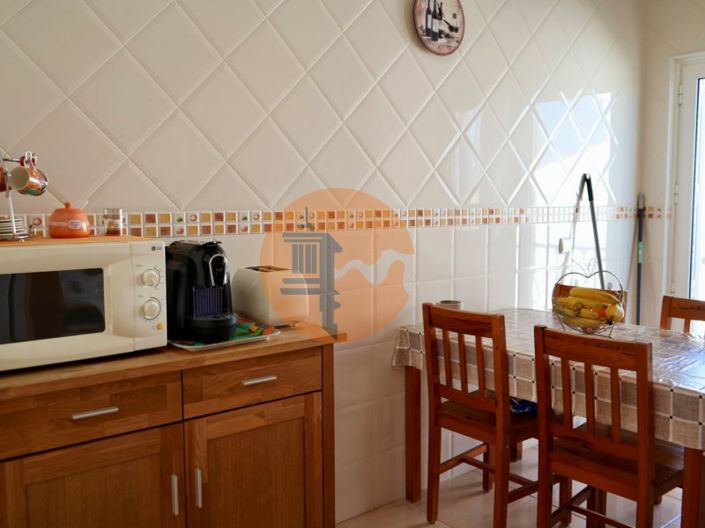 Image No.11-3 Bed House for sale