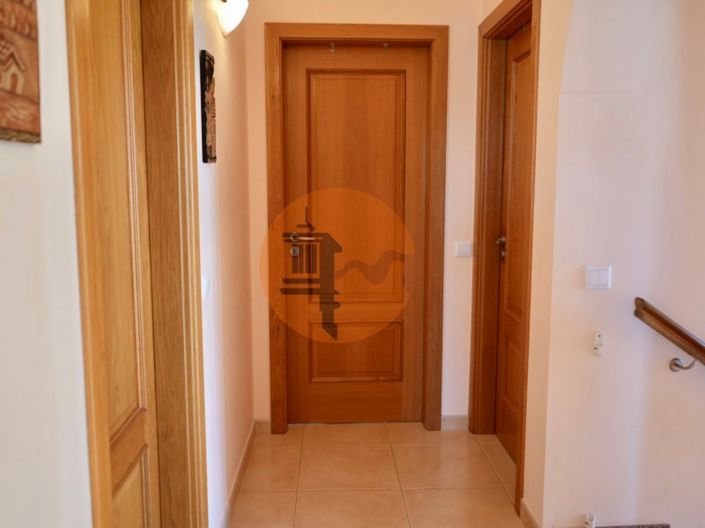 Image No.16-3 Bed House for sale