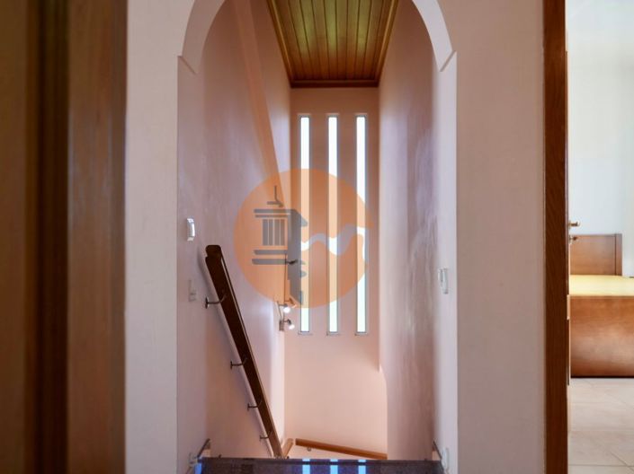 Image No.29-3 Bed House for sale