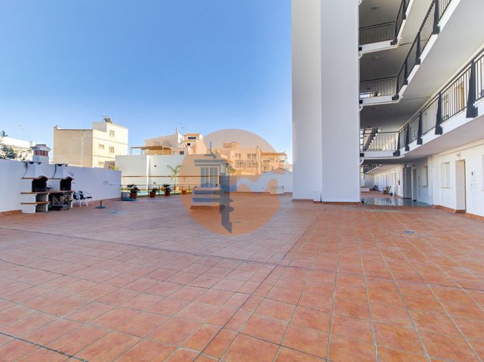 Image No.19-2 Bed Apartment for sale