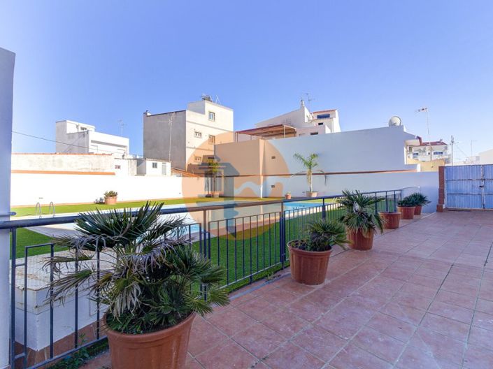 Image No.21-2 Bed Apartment for sale