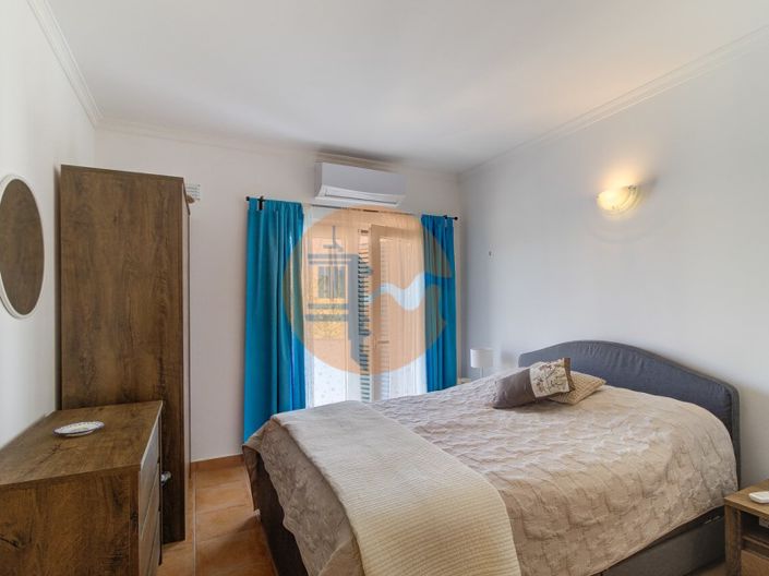 Image No.17-3 Bed House for sale