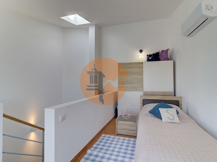 Image No.23-3 Bed House for sale