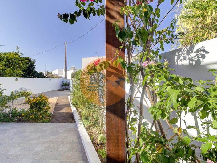 Image No.35-3 Bed House for sale