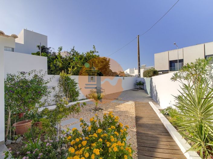 Image No.38-3 Bed House for sale