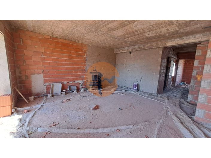 Image No.3-3 Bed Apartment for sale