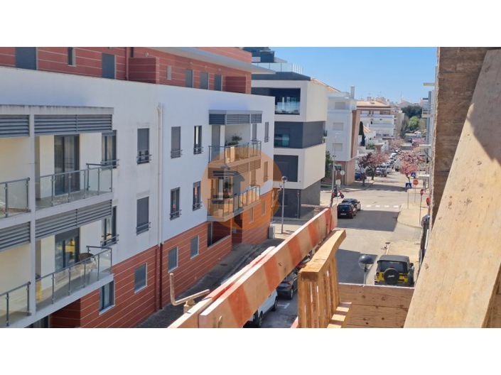 Image No.8-3 Bed Apartment for sale