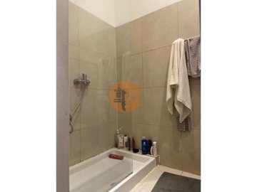 id0b93c701-0000-0500-0000-00001916c130