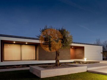 id8200c801-0000-0500-0000-00001935d0c8