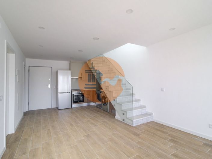 Image No.11-3 Bed Apartment for sale