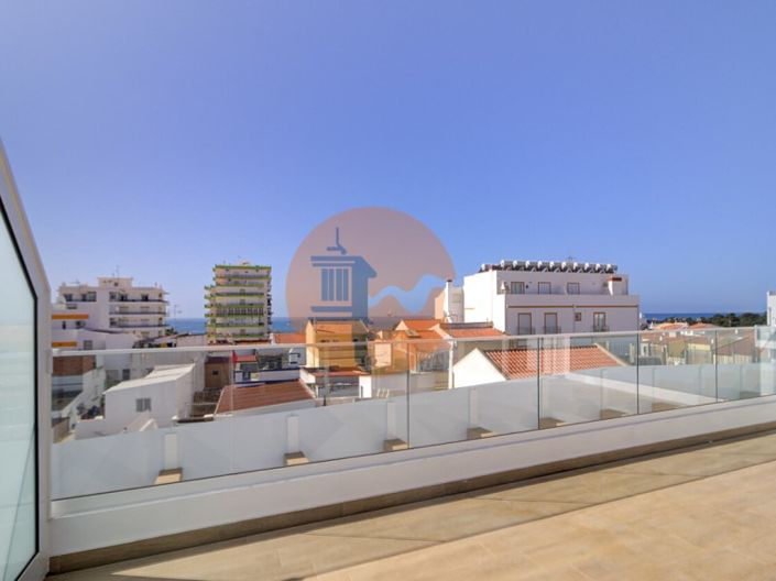 Image No.32-3 Bed Apartment for sale